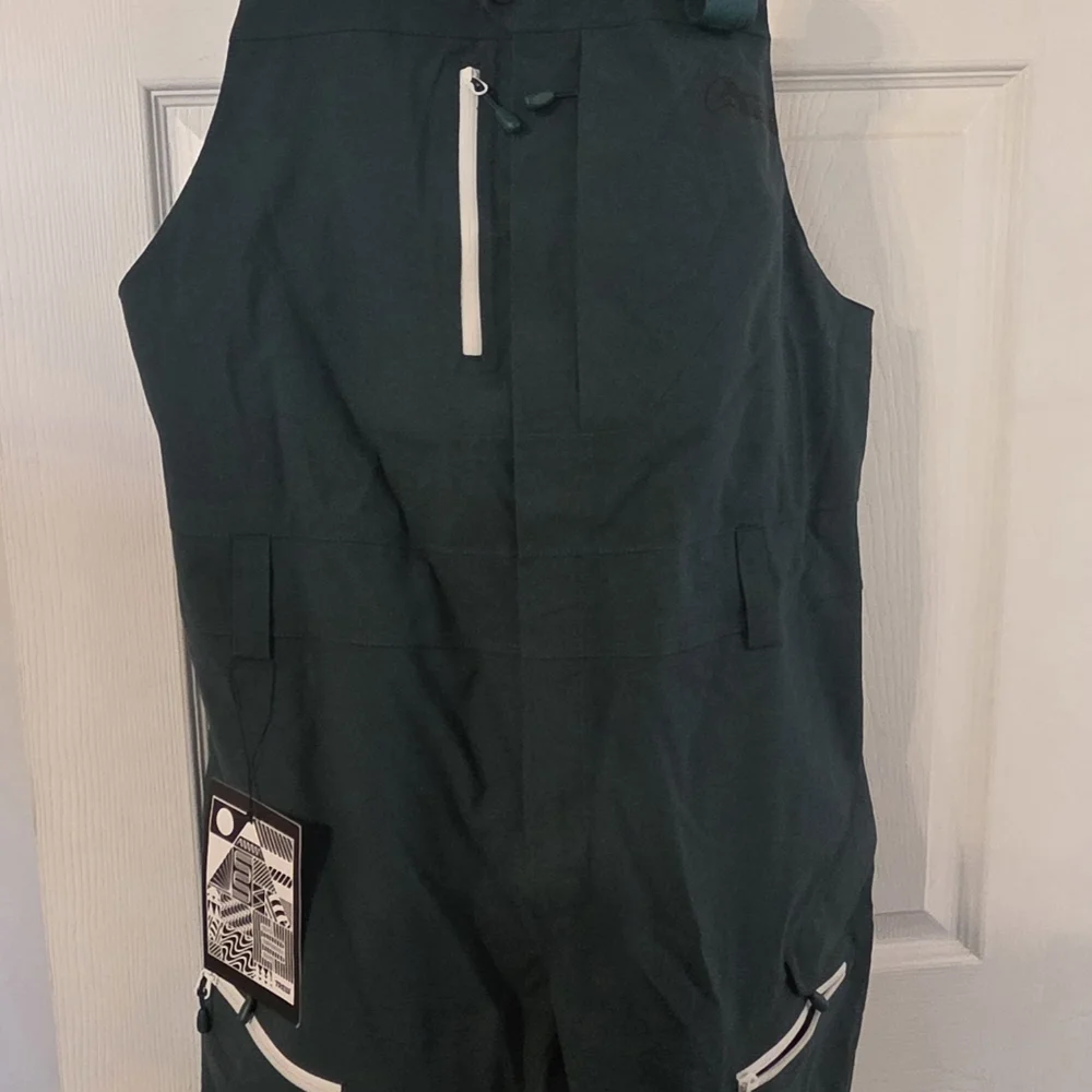 Womens Trew Gear Chariot PRIMO Snow Bibs - Picture 4 of 7